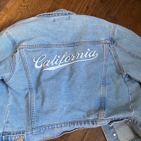 Cropped Jean jacket - Picture 2 of 2